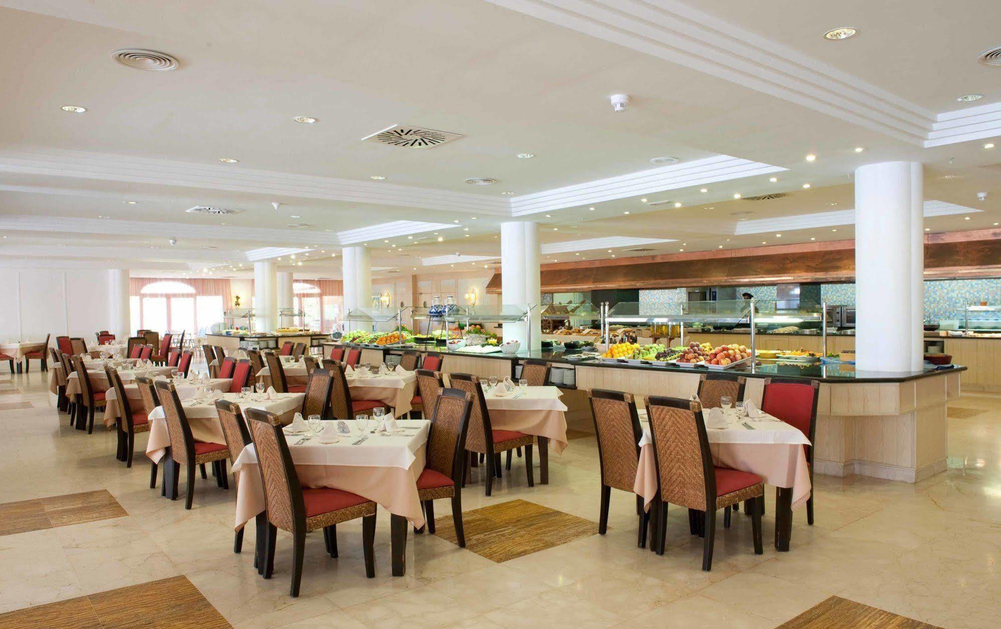 Grupotel Club Turquesa Mar Ciutadella  Esterno foto